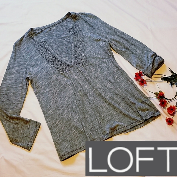 LOFT Tops - 2/$20 LOFT Deep "ruffled"  V-neck adj. sleeve top